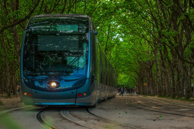 Se déplacer à Bordeaux: guide pratique selon votre point d’arrivée